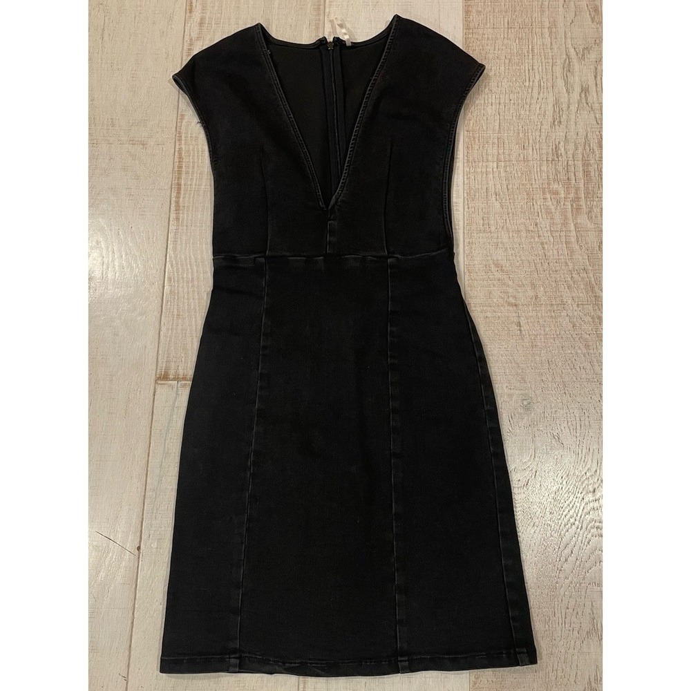 Free People Women's Meyer Mini Dress Size Small 2‎ Black Faded Cap Sleeve Denim